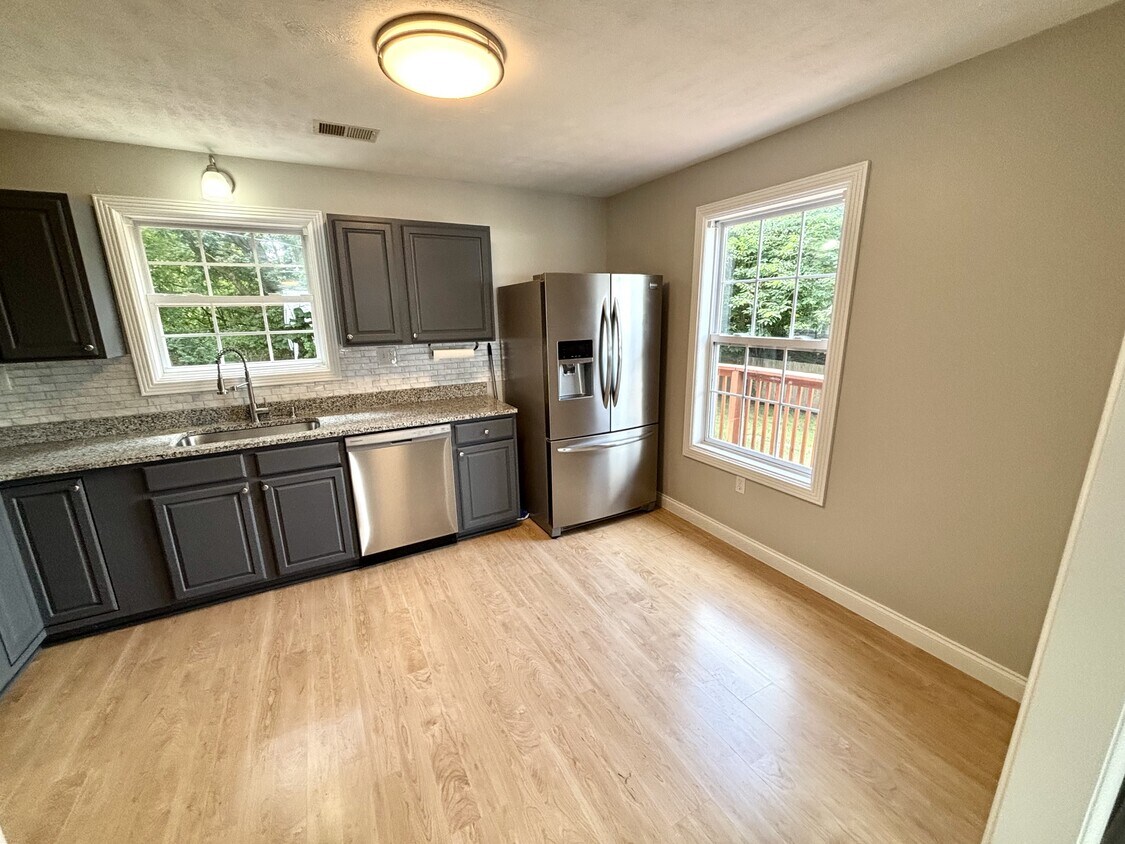 Foto principal - 63 Bonnie Ln