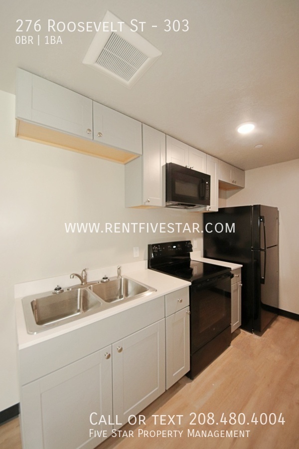 Building Photo - NEW Studio Apartment Available at Gardner ...