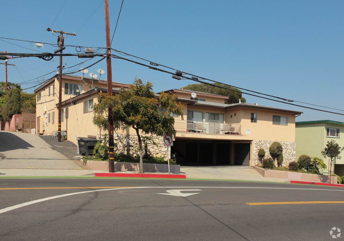 Foto del edificio - 641 Ocean Park Blvd