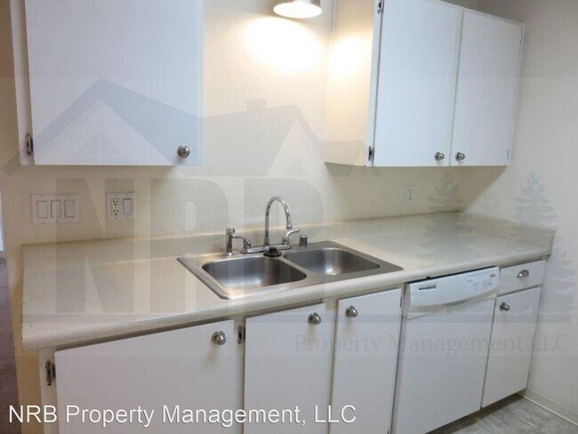 Foto del edificio - 4215 S 66th St
