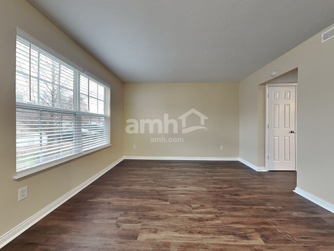 Building Photo - 17937 Cristin Way