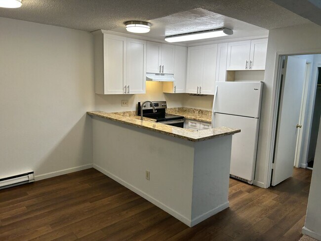Foto del edificio - Wonderful 2-Bedroom, 2-Bath Unit in Gated ...