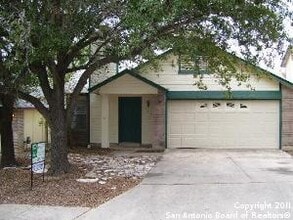 Building Photo - 803 Meadow Dale