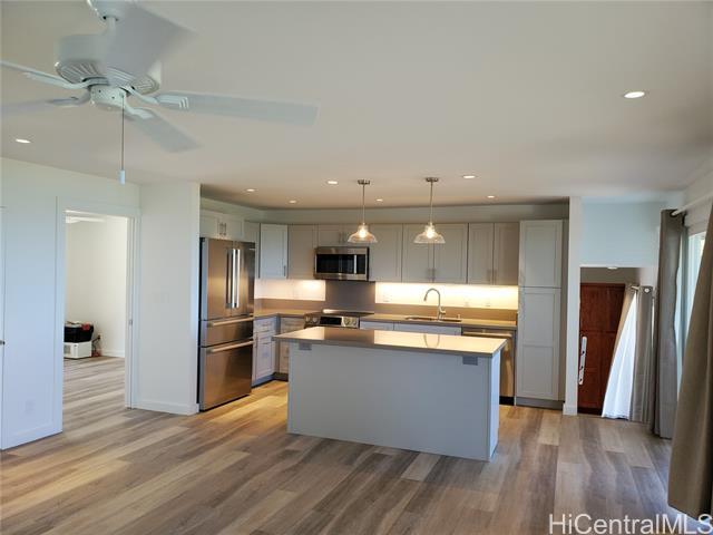 Building Photo - 41-887-887 Laumilo St