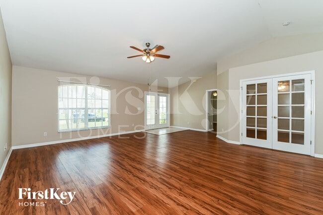 Building Photo - 1116 SW 47th St