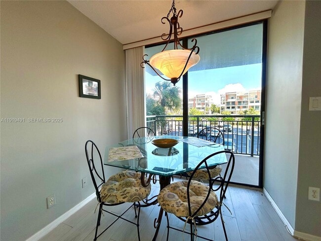 Foto del edificio - 3031 N Ocean Blvd