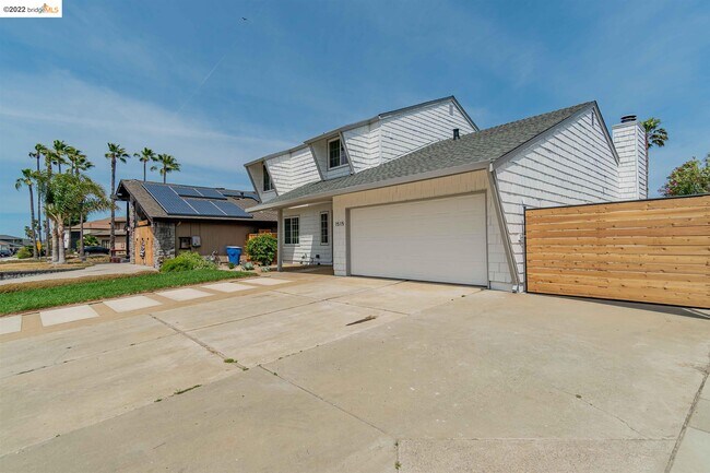 Building Photo - 1515 Willow Lake Rd