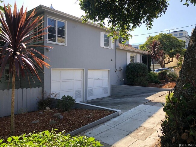 Building Photo - 2020 9th Ave