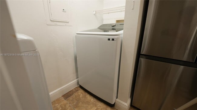 Building Photo - 2123 Renaissance Blvd