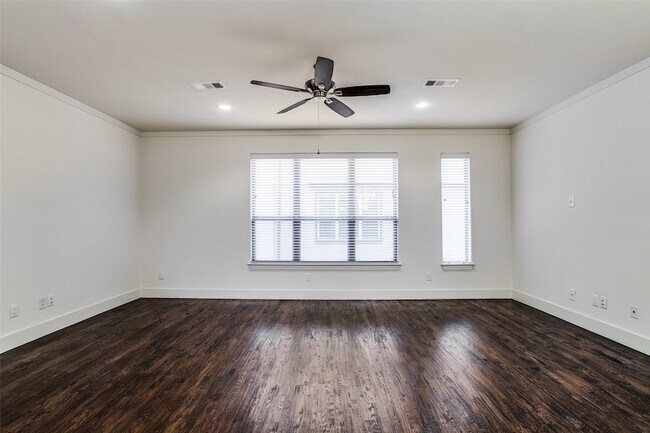 Foto del edificio - 4316 Hartford St