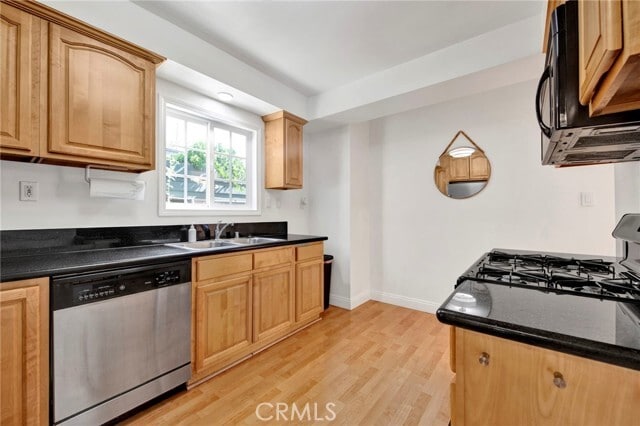 Building Photo - 5614 Heleo Ave