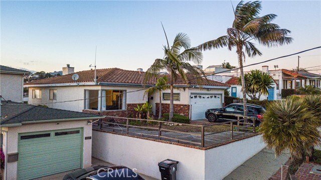 Building Photo - 3623 S Meyler St