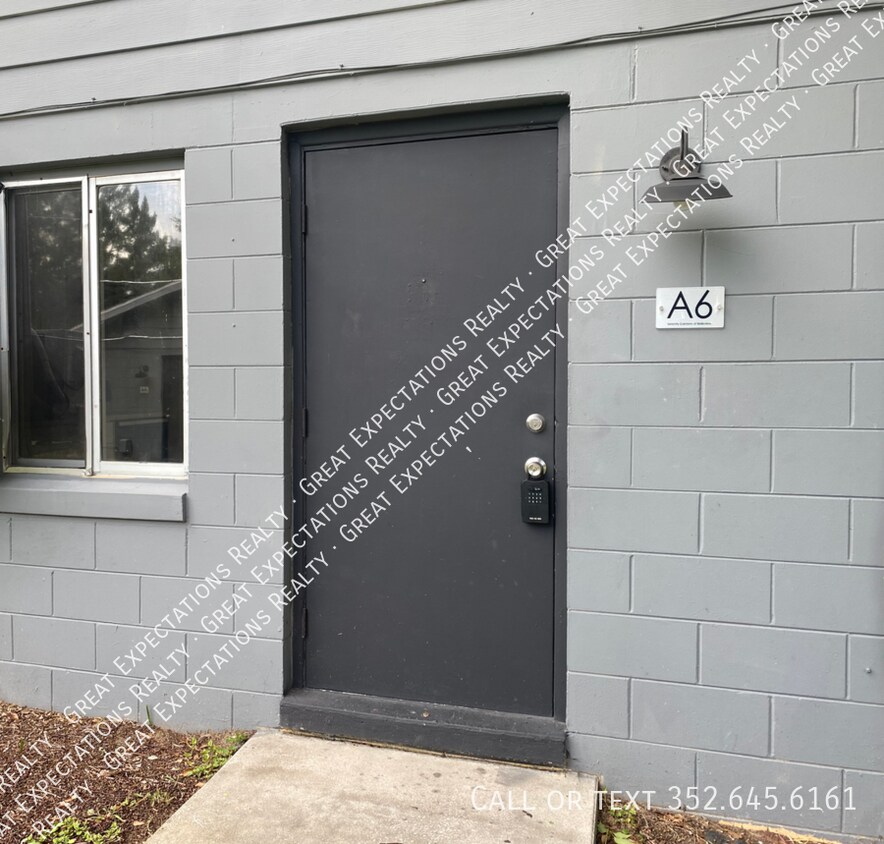 Foto principal - 5844 SE Drew Rd