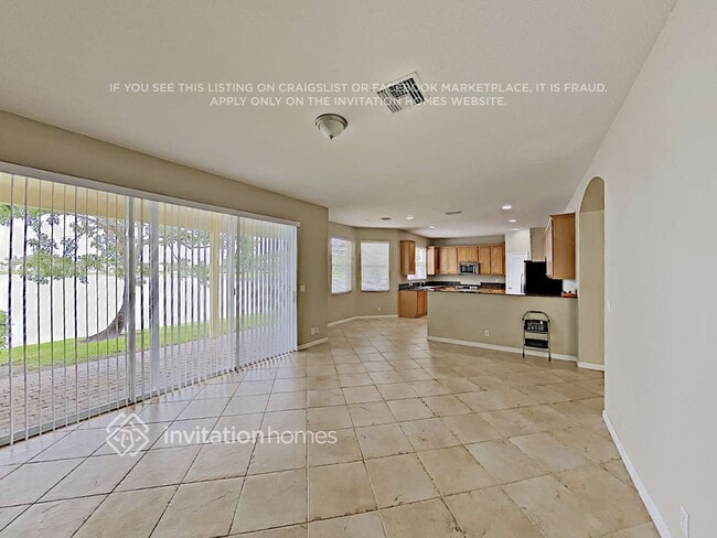 Building Photo - 276 Berenger Walk