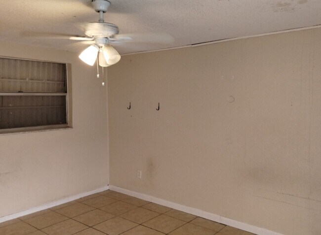 Foto del edificio - Spacious 3 Bedroom, 2 Bathroom Home for Rent in New Port Richey!