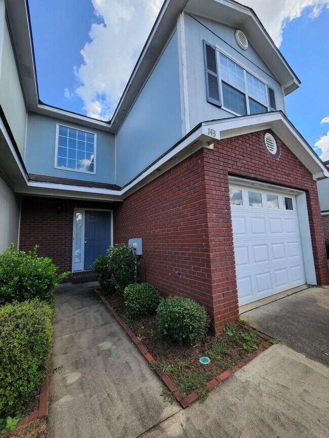 Foto del edificio - Dunwoody Townhomes