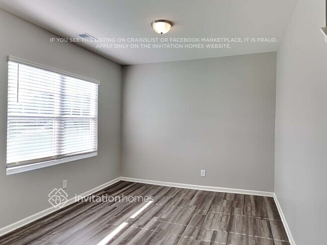 Foto del edificio - 117 Verona Dr NW