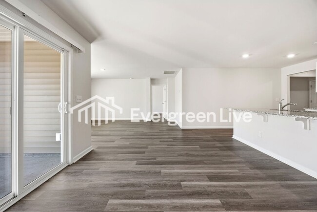 Building Photo - 1204 Beechridge Ct