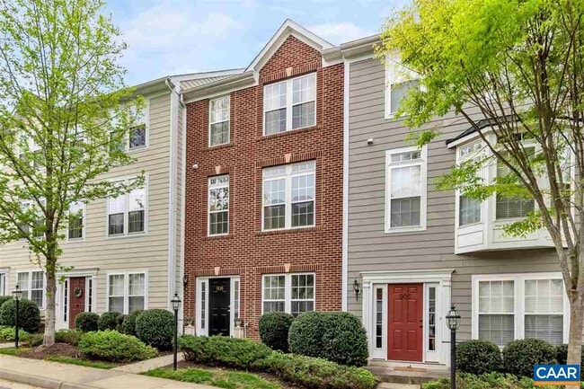 Building Photo - 908 Bing Ln