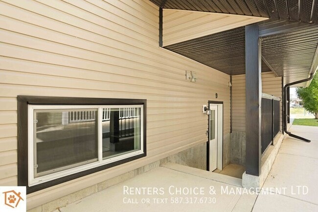 Building Photo - 1 BEDROOM BASEMENT SUITE CLOSE TO SCHOOLS