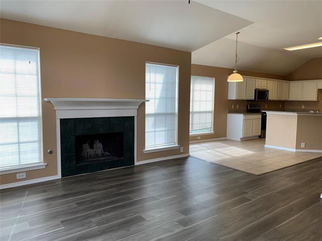 Foto del edificio - 6705 Misty Hollow Dr