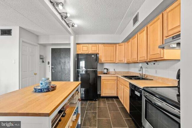 Foto del edificio - 10709 Valley Forge Cir