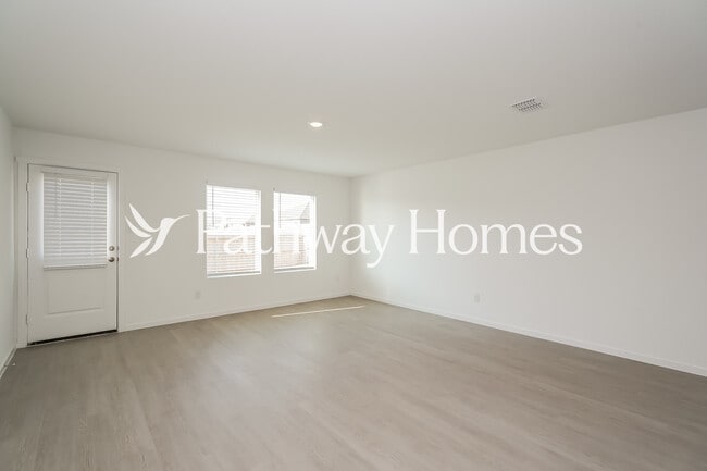 Building Photo - 1209 Pere David Dr