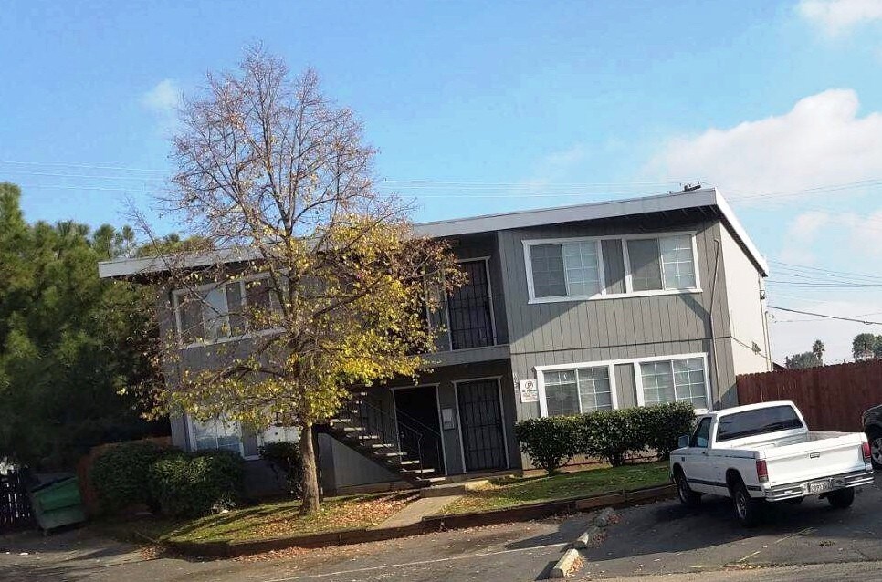 Primary Photo - 10532 Croetto Way