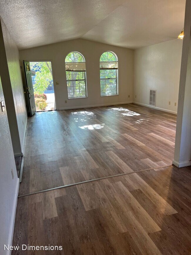 Building Photo - 6 br, 3 bath House - 1410 Ralston Street