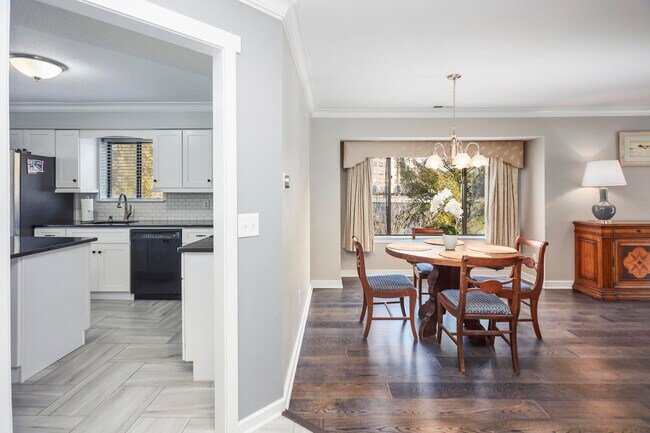 Foto del edificio - 3 Oakwood Ave