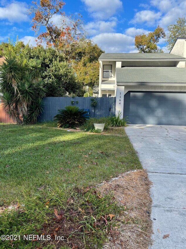 1164 W Romaine Cir, Jacksonville, FL 32225 Townhome Rentals in