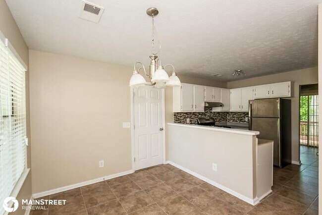 Building Photo - 6203 Crow Ct, Rex, GA 30273