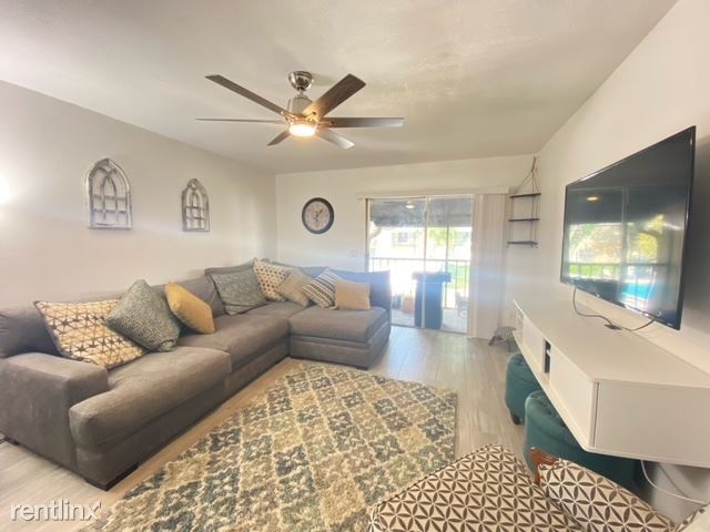 Foto del edificio - 2 br, 2 bath Condo - 3812 North Oak Drive M72