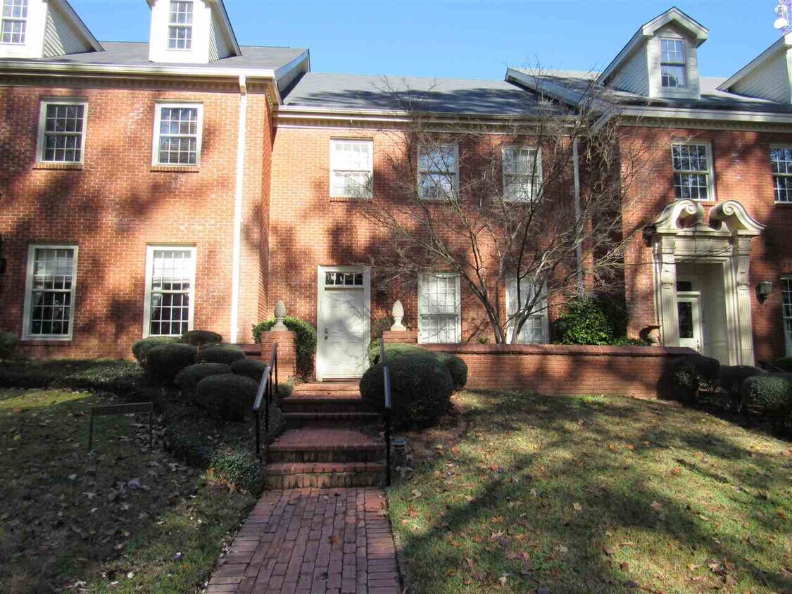 Foto principal - 255 Eastbrooke St
