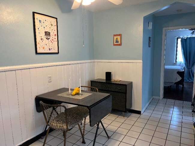 Building Photo - 464 Grand Ave