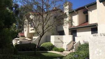 Primary Photo - 1447 Summit Dr