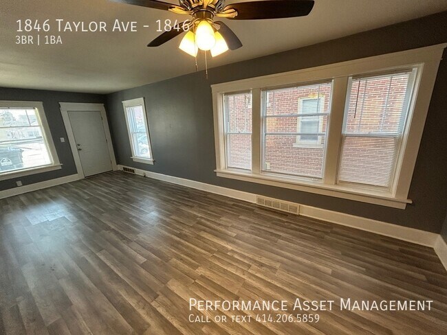 Building Photo - Glorious 3 Bedroom Lower in Racine