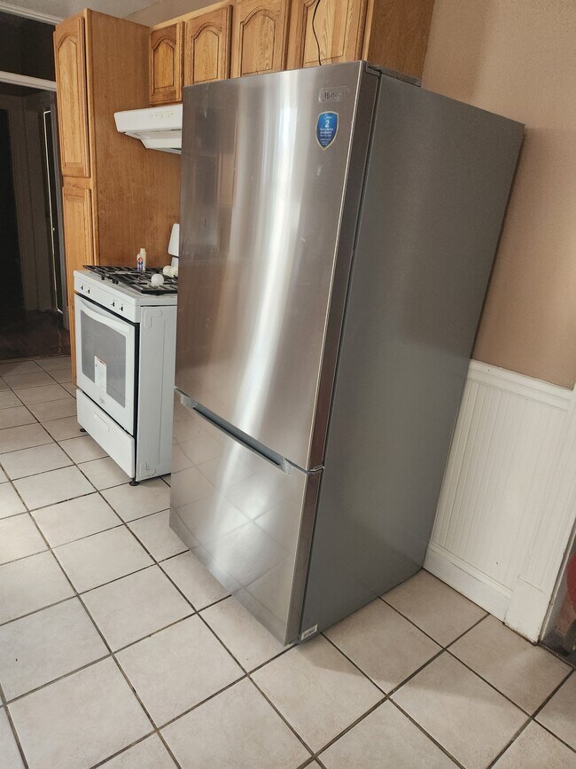 Foto del edificio - 78 Ballou Ave