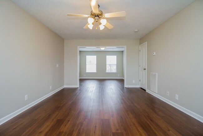 Building Photo - 3040 Herman B Rader Dr