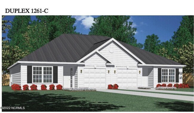 Building Photo - 2025 Briarwood Dr