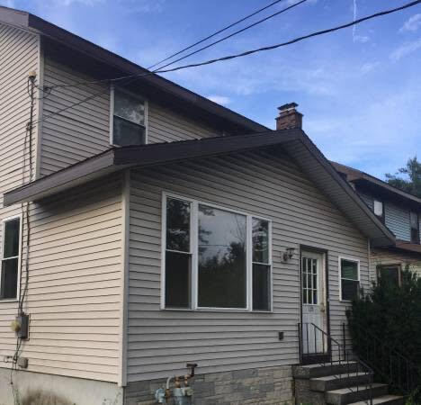 3-Bedroom Home - 135 Troy Schenectady Rd