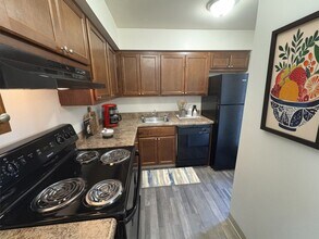 Building Photo - Rivers Edge Apartments and Townhomes