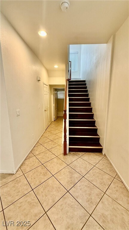 Building Photo - 5405 Cruz Crest Ct