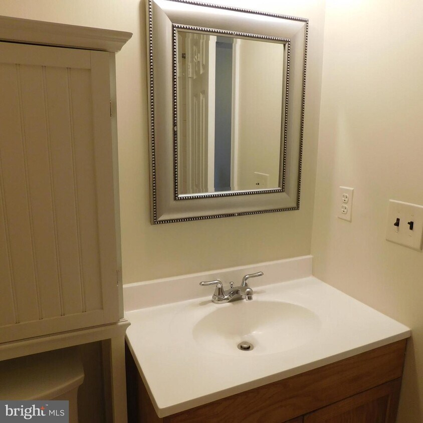 Foto principal - 915 Portner Pl