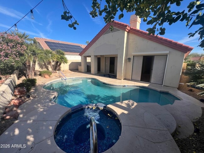 Foto del edificio - 4620 N Clear Creek Dr