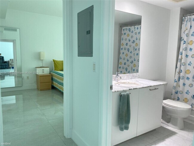 Foto del edificio - 1 br, 1 bath Condo - 951 Brickell Ave Apt ...