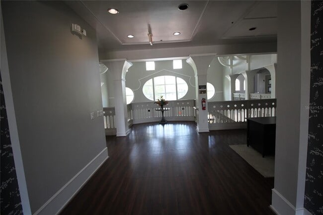 Building Photo - 107 Vista Verdi Cir