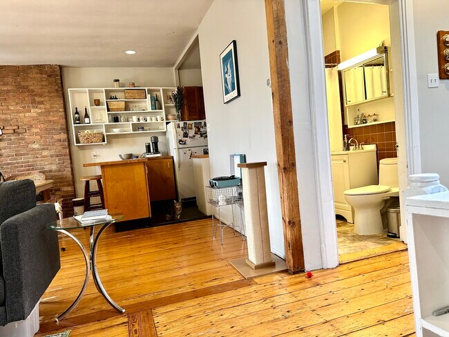 Foto del edificio - 540 Massachusetts Ave