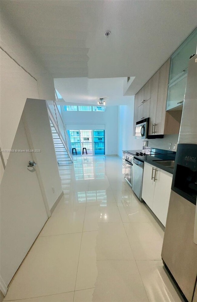 Foto del edificio - 60 SW 13th St