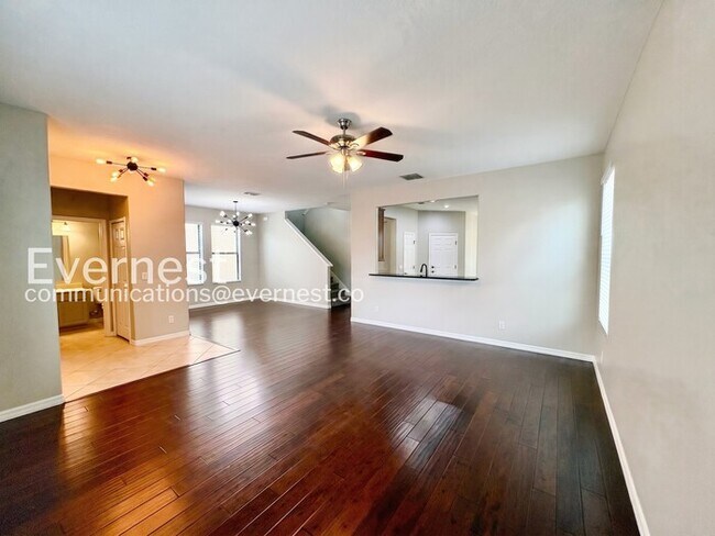 Foto del edificio - 4 Bed, 3 Bath Home with Garage / Pet-Friendly / Vouchers Accepted / Available Now!